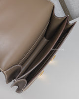 Hermes Constance 18 | Etoupe Epsom Gold Hardware-details