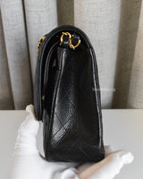 Chanel Classic Flap Medium | Black Caviar Gold Hardware-details