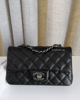 Chanel Classic Flap Mini Rectangle | 18C Iridescent Black Caviar Silver Hardware-front1