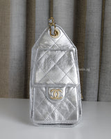 Chanel Chanel 25 Mini | Silver Shiny Calfskin Gold Hardware-details