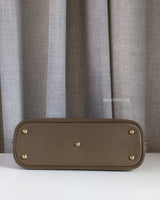 Hermes Bolide 25 | Etoupe Epsom Gold Hardware-details