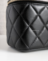 Chanel Vanity Bag with Chain 26C Black Lambskin Gold Hardware-details