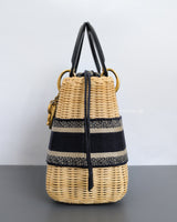 Dior Lady Dior Medium | Blue Oblique  Natural Wicker Brushed Gold Hardware-details