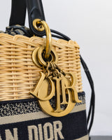 Dior Lady Dior Medium | Blue Oblique  Natural Wicker Brushed Gold Hardware-details