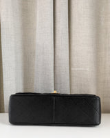 Chanel Classic Flap Jumbo | Black Caviar Gold Hardware-details