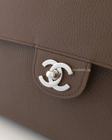 Chanel Maxi Flap 38cm | 26S Light Brown Caviar Silver Hardware-details
