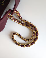 Chanel Chanel 25 Small | 26A Burgundy Caviar Gold Hardware-details