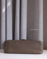Chanel Maxi Flap 32cm | 26A Dark Khaki Caviar Gold Hardware-details