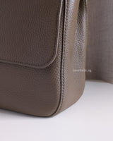 Chanel Maxi Flap 32cm | 26A Dark Khaki Caviar Gold Hardware-details
