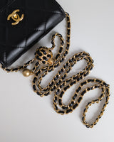 Chanel Flap Card holder Pearl Crush  | Black Lambskin Brushed Gold Hardware-details