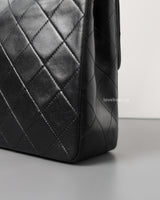 Chanel Vintage Classic Flap 20cm Mini Square | Black Lambskin 24K Gold Hardware-details