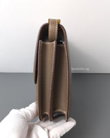 Constance Mini 18 | Etoupe 18 Epsom Gold Hardware
