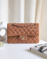 Classic Flap Small | 21P Caramel Lambskin Light Gold Hardware
