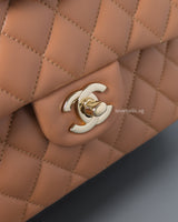 Classic Flap Small | 21P Caramel Lambskin Light Gold Hardware