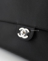 Chanel Maxi Flap 38cm  | 26A Black Caviar Silver Hardware-details