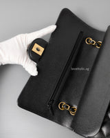 Classic Flap Medium | Black Caviar Gold Hardware