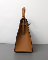 Kelly Sellier 25  | Gold Epsom Gold Hardware