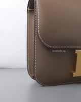 Hermes Constance 24 | Etoupe Epsom Gold Hardware-details