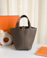 Hermes Picotin Lock 18 Etoupe Taurillon Clemence Gold Hardware-front