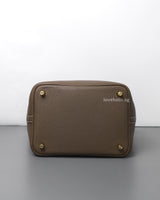 Hermes Picotin Lock 18 Etoupe Taurillon Clemence Gold Hardware-details