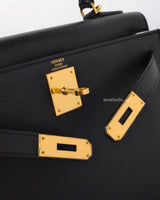 Hermes Kelly Sellier 28 | Black Epsom Gold Hardware-details