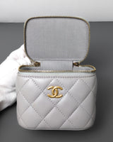 Chanel Top Handle Vanity On Chain Mini | Grey Lambskin Brushed Gold Hardware-details