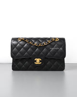 Chanel Classic Flap Small | Black Caviar Gold Hardware-front1