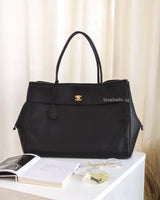 Chanel Large Shopping Bag 26A Black Caviar Gold Hardware-front
