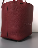 Picotin Lock 18 Rouge Taurillon Clemence Palladium Hardware