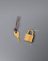Picotin Lock 18 Beton Taurillon Clemence Gold Hardware