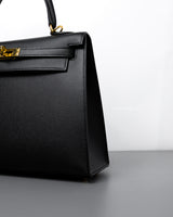 Hermes Kelly Sellier 25 | Black Epsom Gold Hardware-details