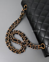 Chanel Classic Flap Medium | Black Lambskin Rose Gold Hardware-details