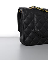Chanel Classic Flap Medium | Black Caviar Gold Hardware-details