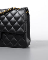 Chanel Classic Flap Medium | Black Lambskin Gold Hardware-details