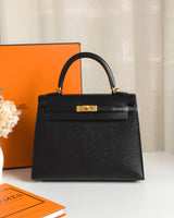 Hermes Kelly Sellier 25 | Black Epsom Gold Hardware-front