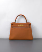 Hermes Kelly Retourne 28 | Gold Togo Gold Hardware-front1