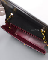 Chanel Vintage Diana Medium | Black Lambskin 24K Gold Hardware-details