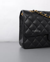 Chanel Classic Flap Medium | Black Caviar Gold Hardware-details