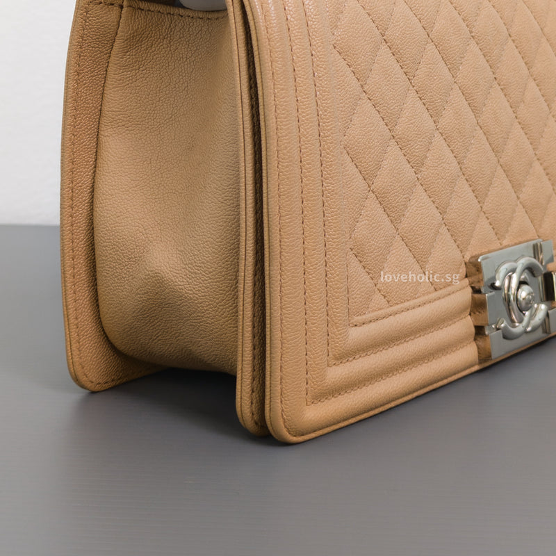 Chanel Boy Old Medium | Beige Caviar Silver Hardware-details