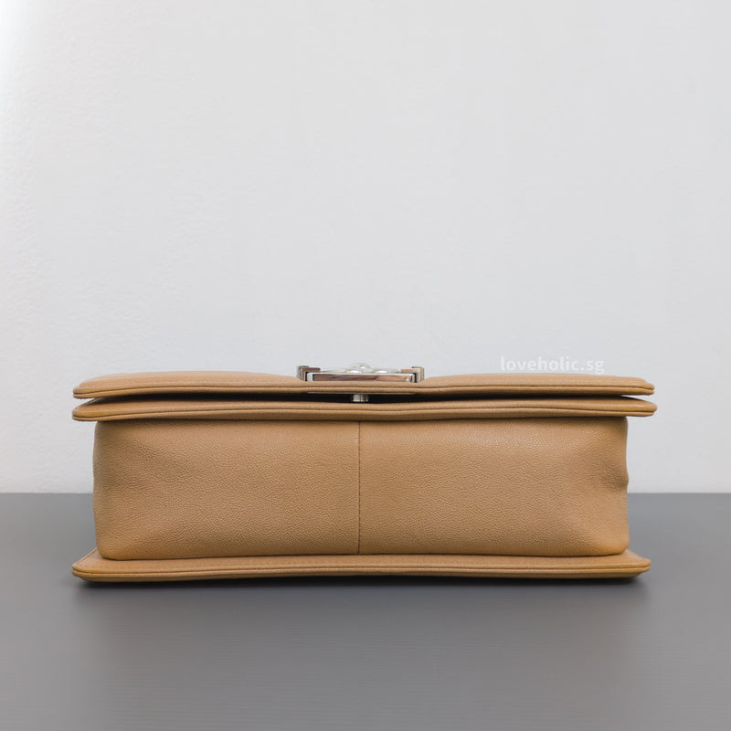 Chanel Boy Old Medium | Beige Caviar Silver Hardware-details