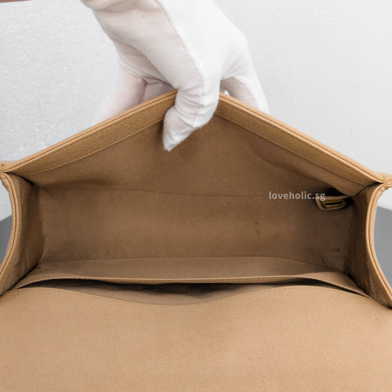 Chanel Boy Old Medium | Beige Caviar Silver Hardware-details