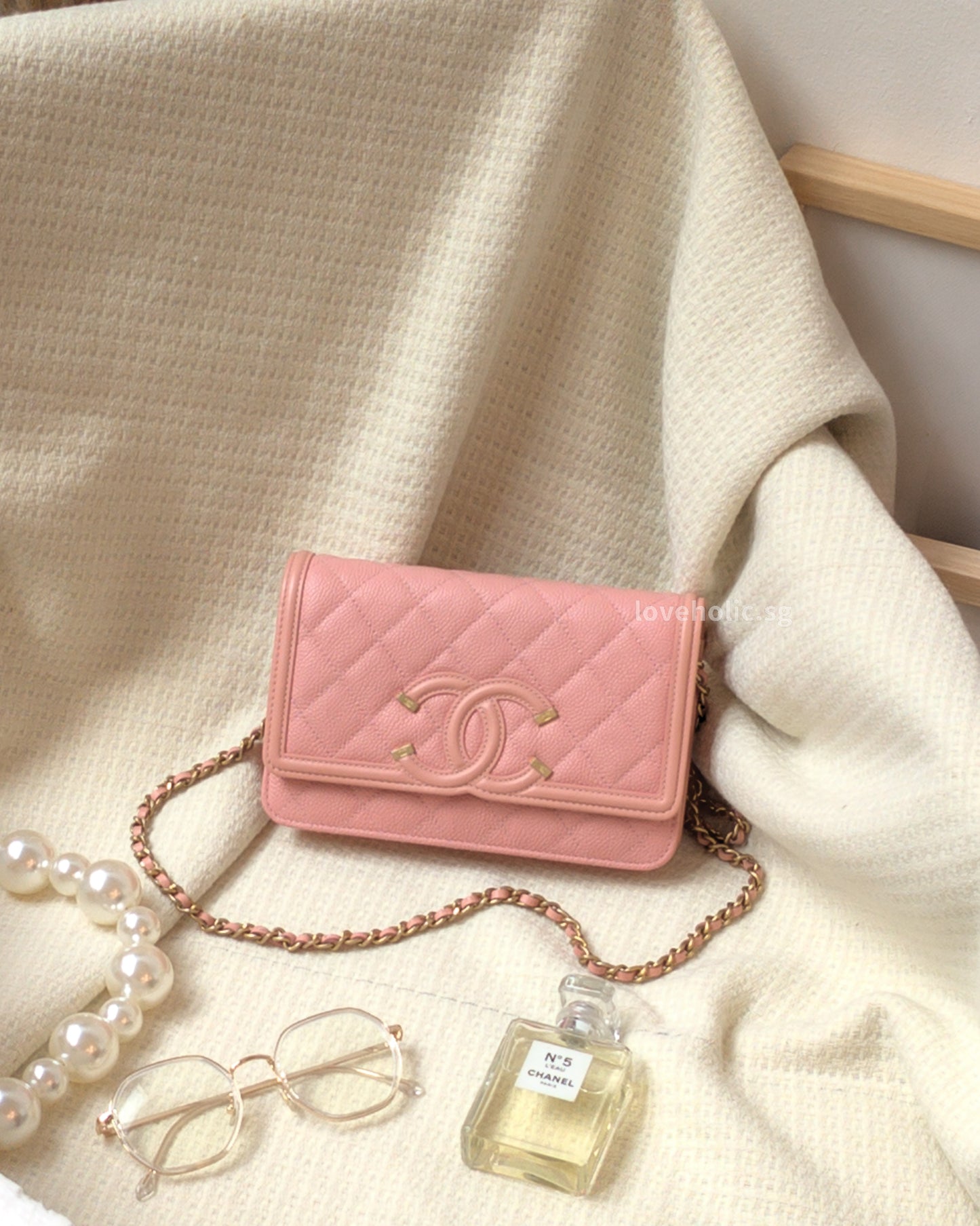 Chanel Wallet On Chain Filigree | Sakura Pink Caviar Brushed Gold Hardware-main