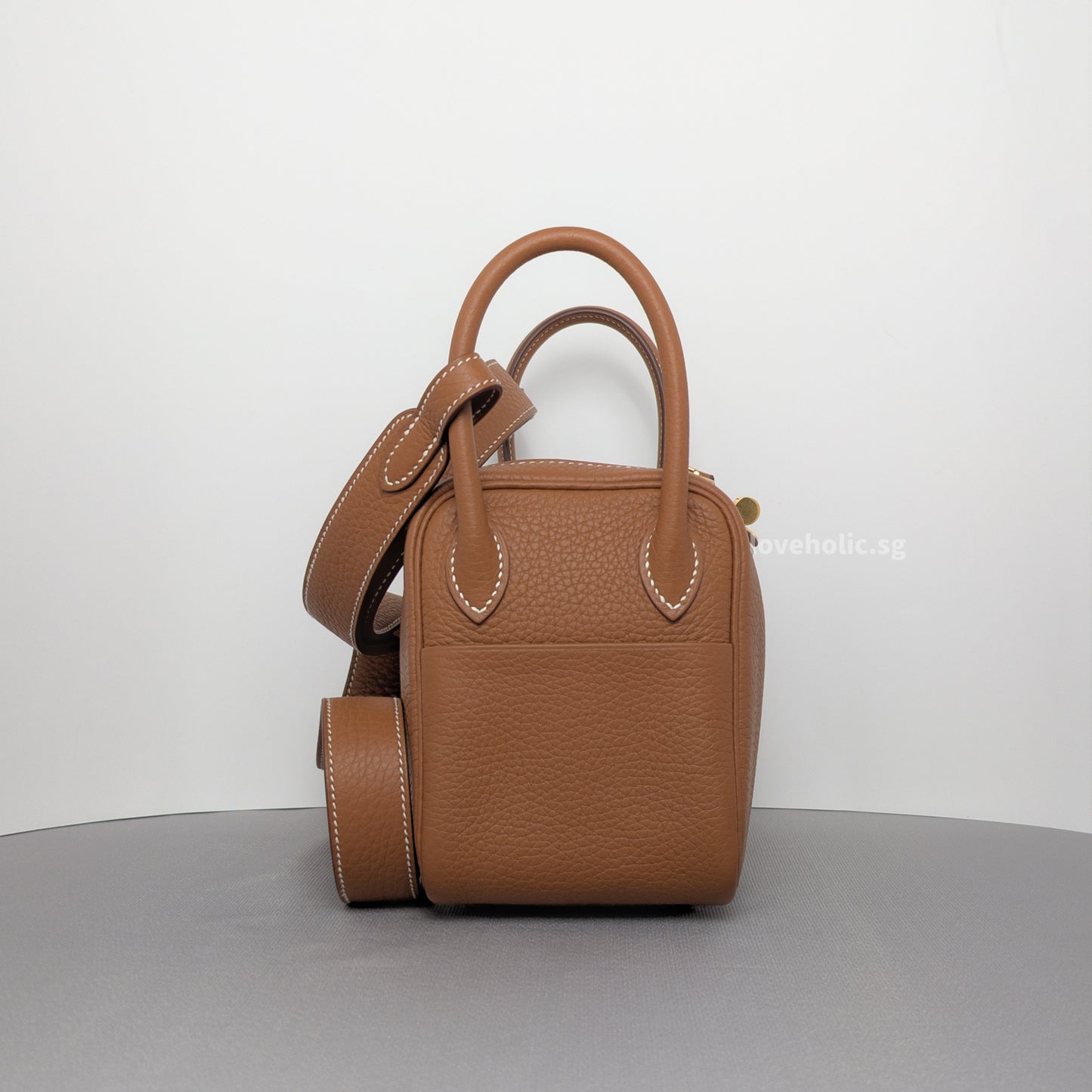 Hermes Lindy Gold Taurillon Clemence Gold Hardware-details