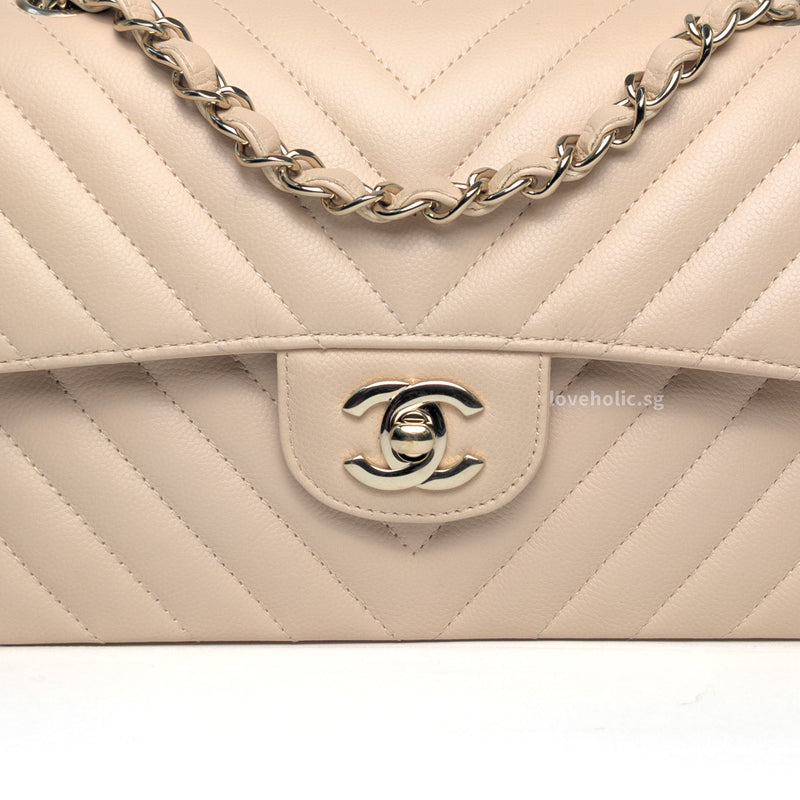Chanel Classic Flap Chervon Small | 21S Light Beige Caviar Gold Hardware