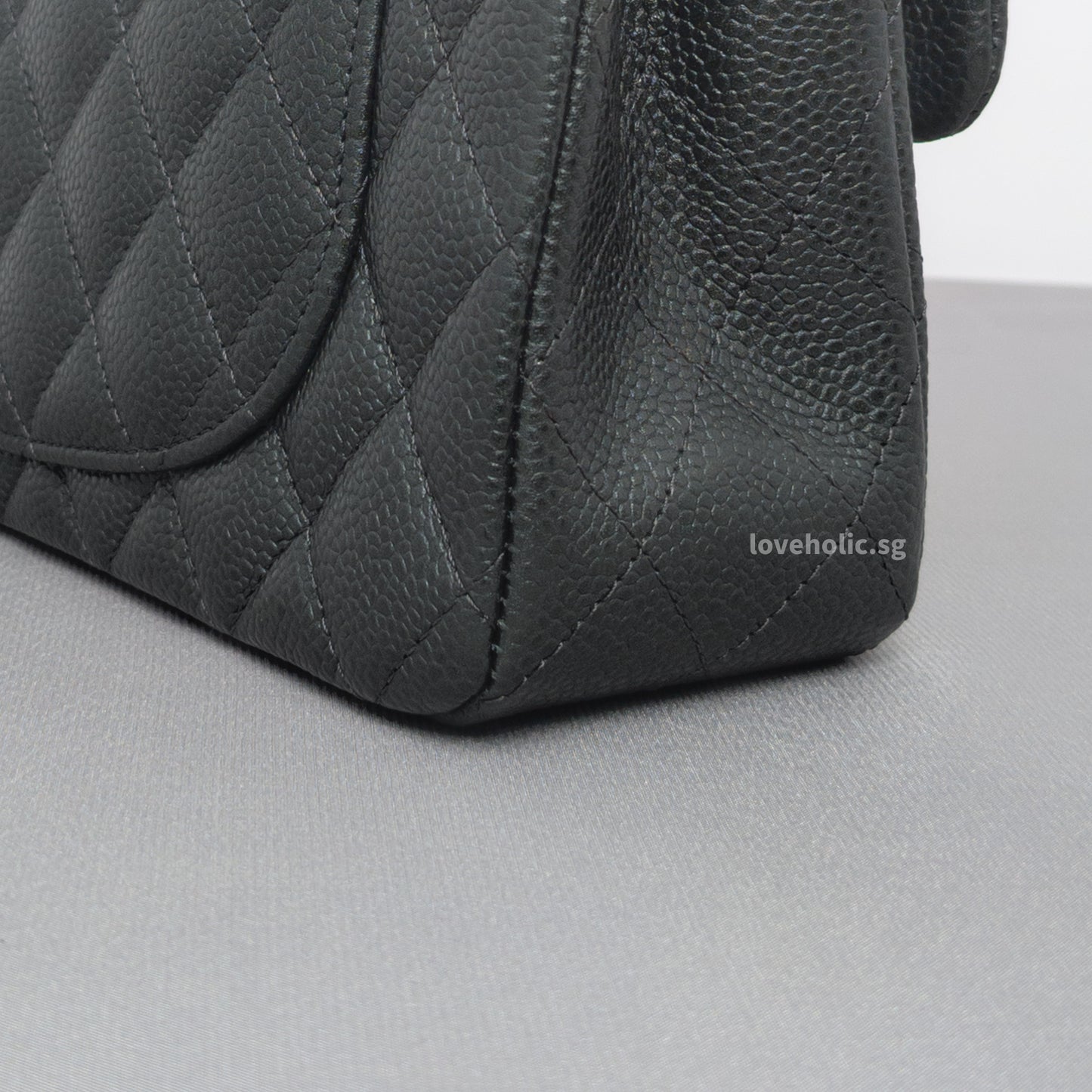 Classic Flap Small | 18S Dark Grey Caviar Light Gold Hardware