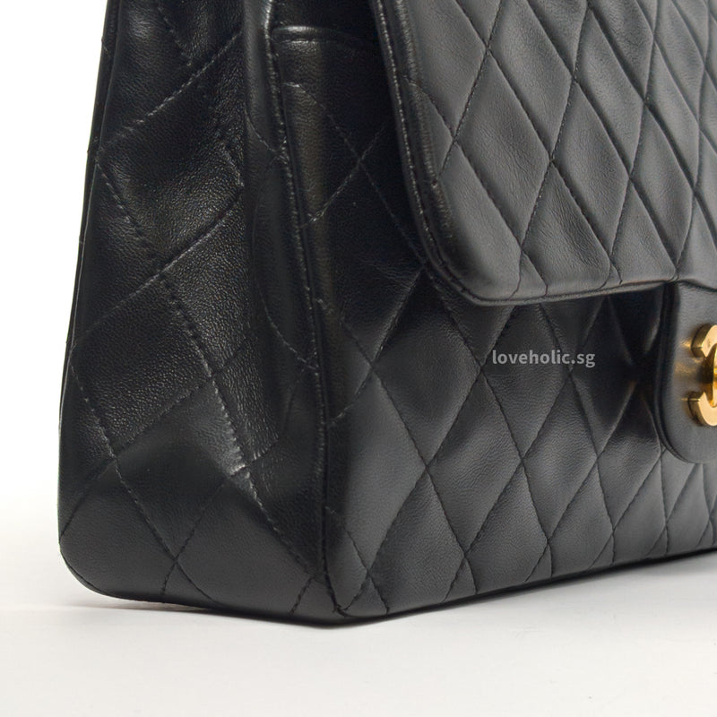 Chanel Vintage Classic Flap Medium | Black Lambskin 24K Gold Hardware