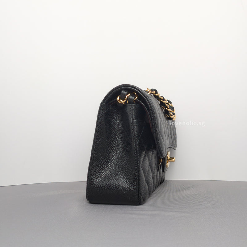 Chanel Classic Flap Small | Black Caviar Gold Hardware-details