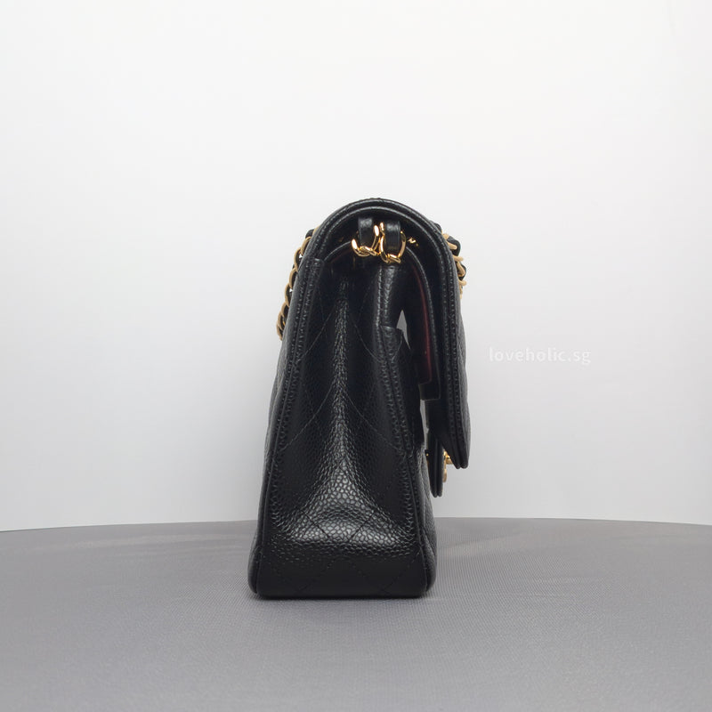 Chanel Classic Flap Medium | Black Caviar Light Gold Hardware-details
