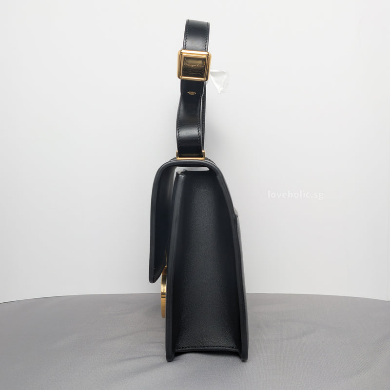 Montaigne 30 Black Calfskin Gold Hardware