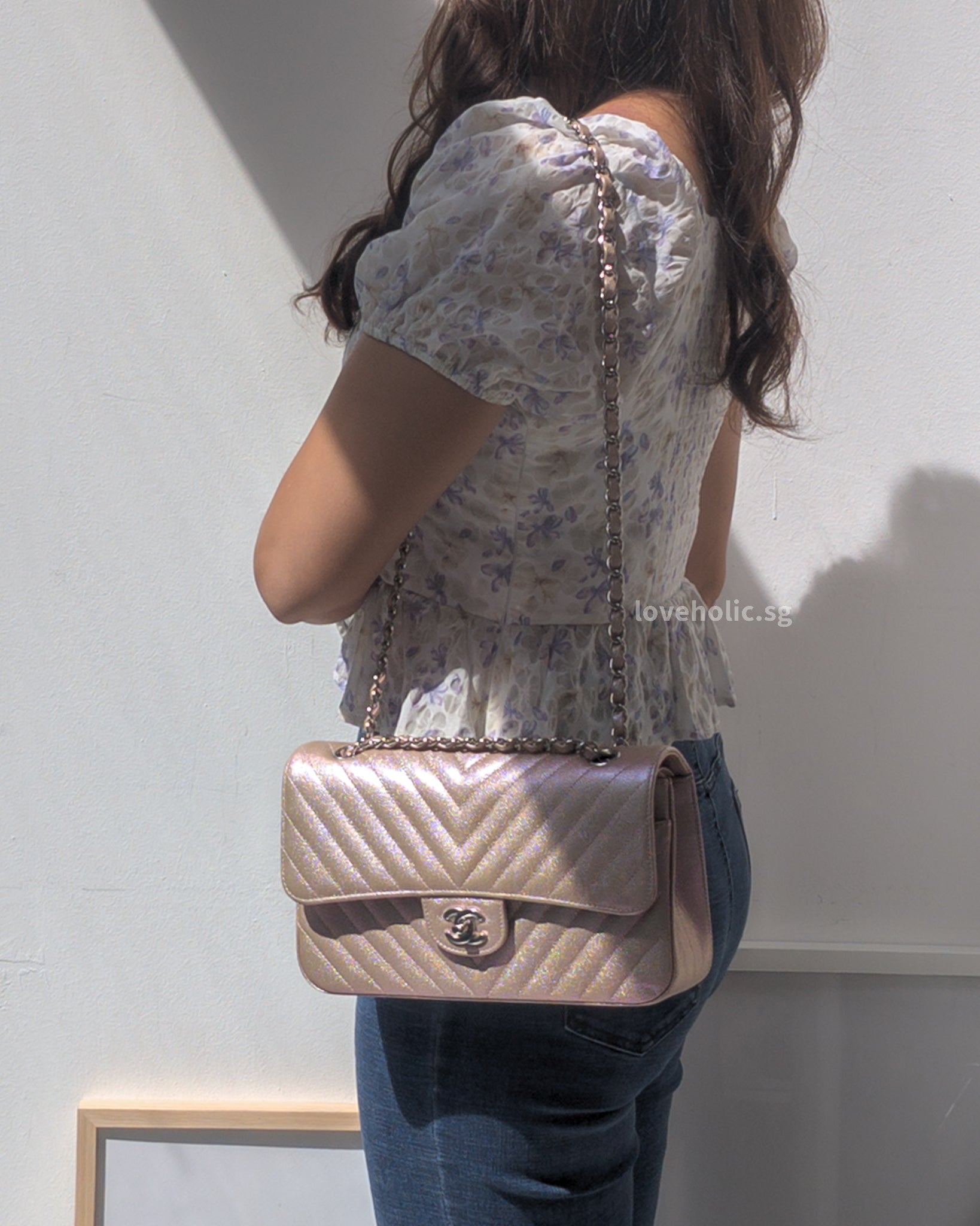 Chanel Classic Chevron Medium | 17B Rose Gold Caviar Silver Hardware-modelshots